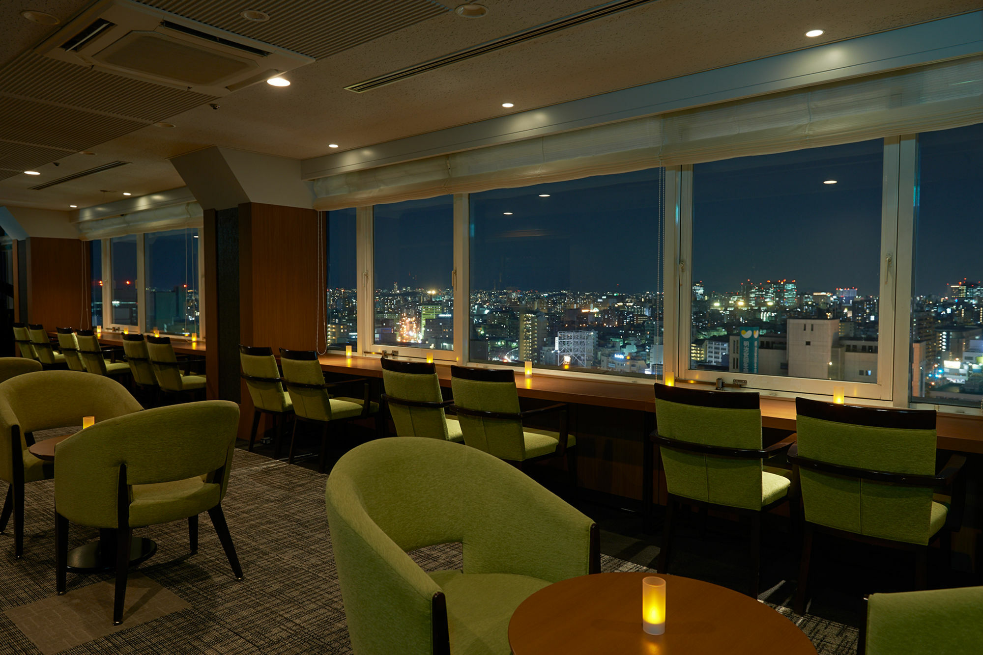 酒店 Plaza 4*